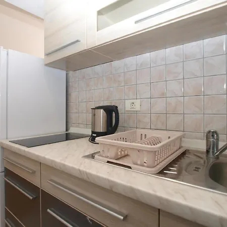 Fuer 3 Personen Ca 28 Qm In Fazana, Istrien Istrische Riviera Apartment *