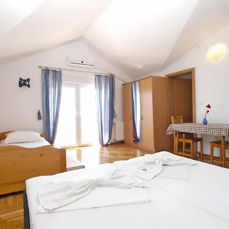 Fuer 3 Personen Ca 28 Qm In Fazana, Istrien Istrische Riviera * Fažana