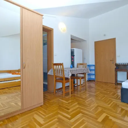 アパート Fuer 3 Personen Ca 28 Qm In Fazana, Istrien Istrische Riviera